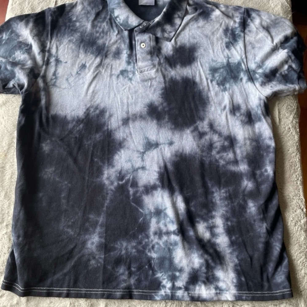 Tie-Dye Polo Shirt size large two tone blue